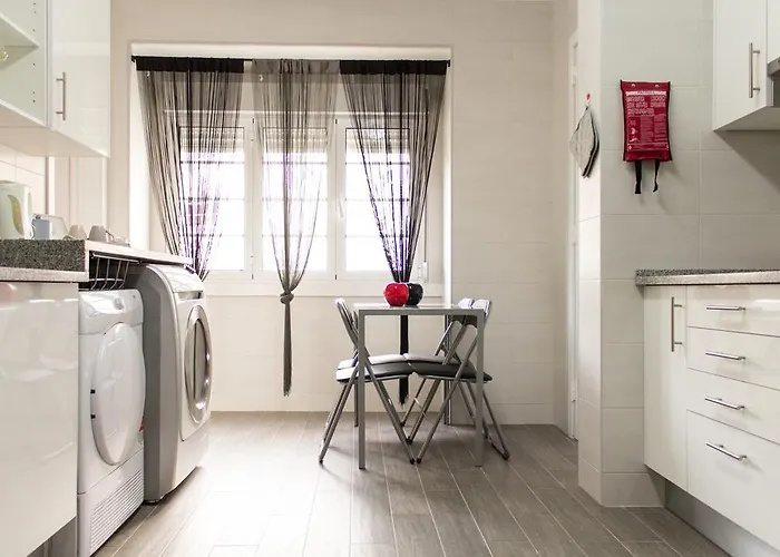 Guerra Junqueiro Ii Penzion